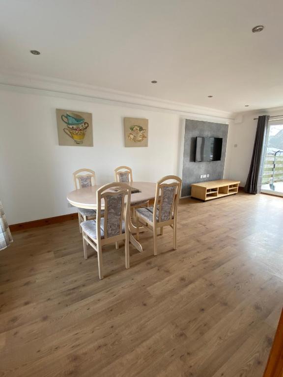 Pure Apartments Fife - Dunfermline West - リンリスゴー