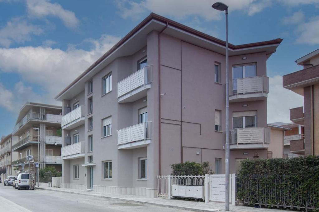 Palazzina Romani-romani Holidays Apartments - Alba Adriatica