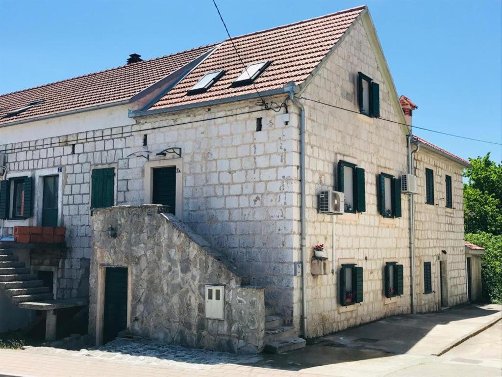 Stone House Saint Michael - Trilj