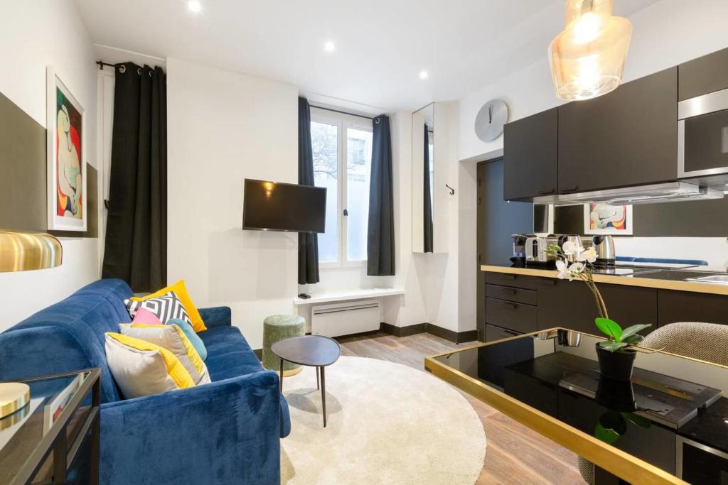 Guestready - Exquisite Apartment In The Historical 7th District - Colombes