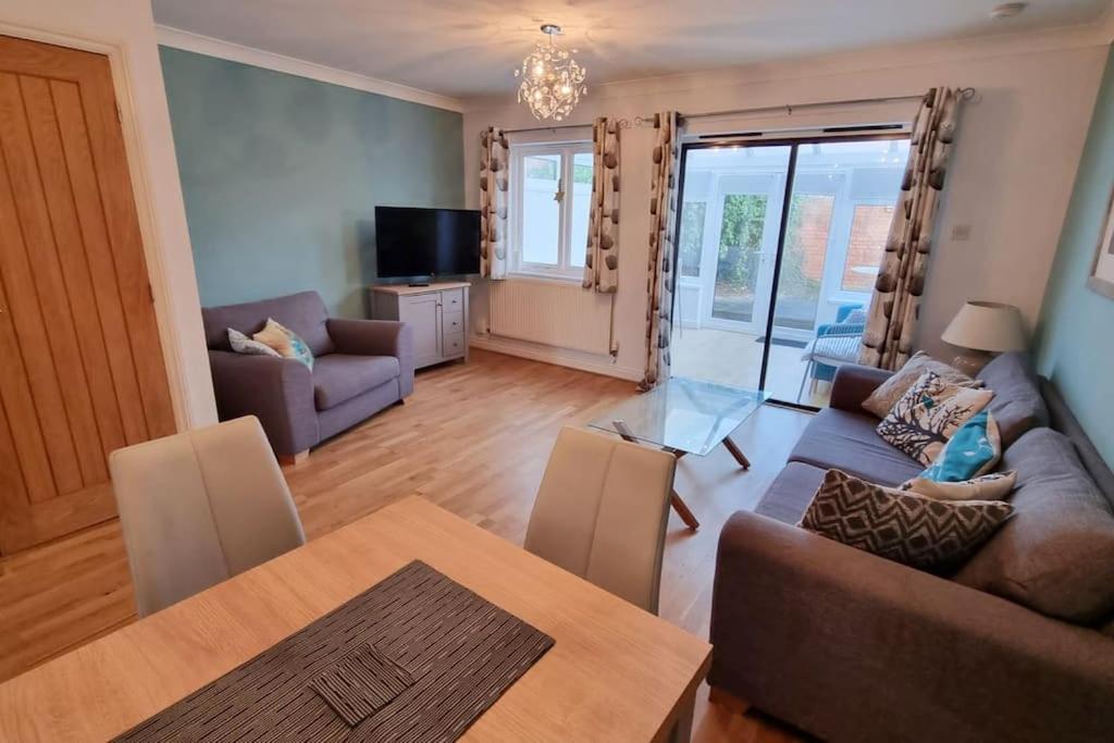 Cosy Family Home Near The Quay - University of Exeter
