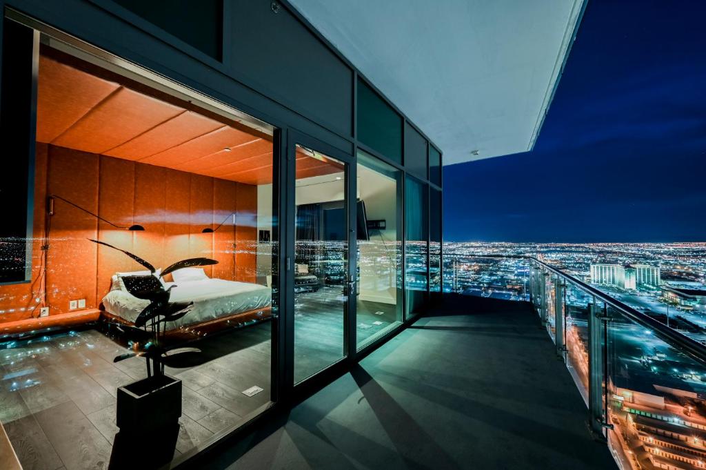 Stripviewsuites Ultimate Luxury Penthouses Full Strip View & Hot Tub On Balcony - Nevada