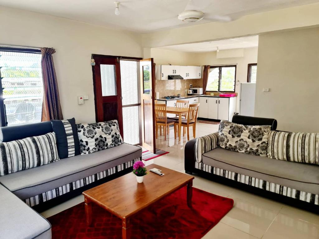 2 Bedroom ( One Master) Apartment Close To Airport, Nadi Town, Denarau Is. - Nadi