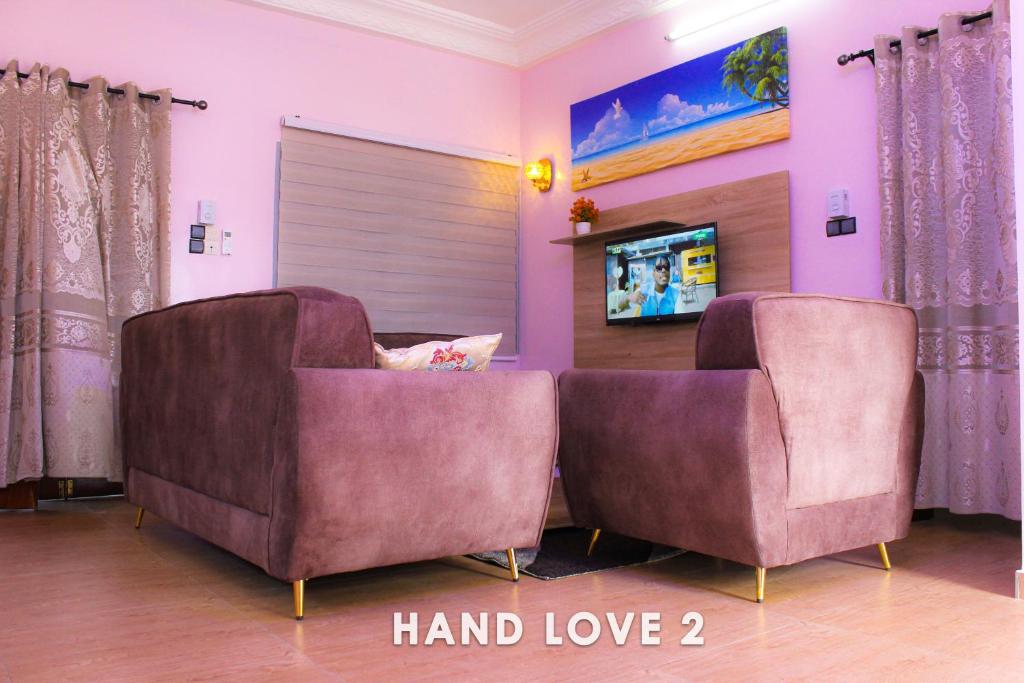 Hand Love 2 - Bénin