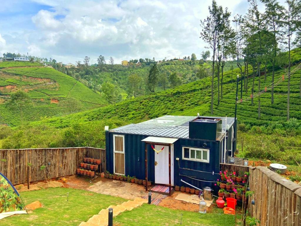 Igloo Container House - Premium Private Cottage - Coonoor