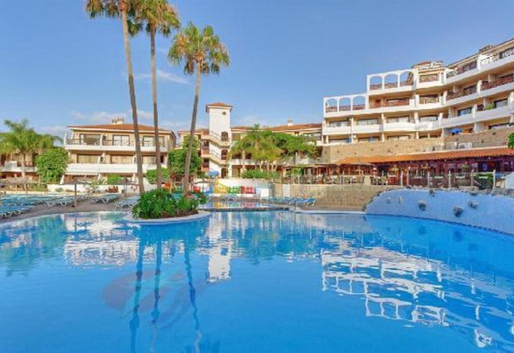 Nice Apartment On The Golf Course By The Beach - Tenerife South Airport (TFS)
