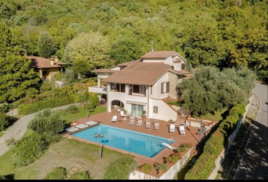 Villa Con Piscina Privata - Vista Panoramica - 7 Rooms - 20 Guest - Provincia di Prato