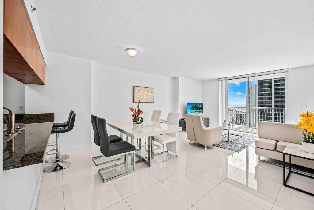 Luxurious 1 Bed Apartment In Brickell • Ocean View - Key Biscayne
