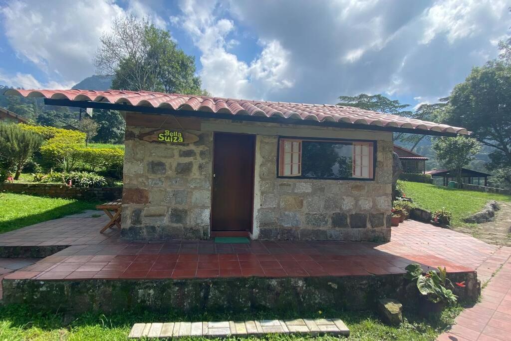 Confortable Cabaña Para Que Disfrute Con Su Pareja - Cundinamarca