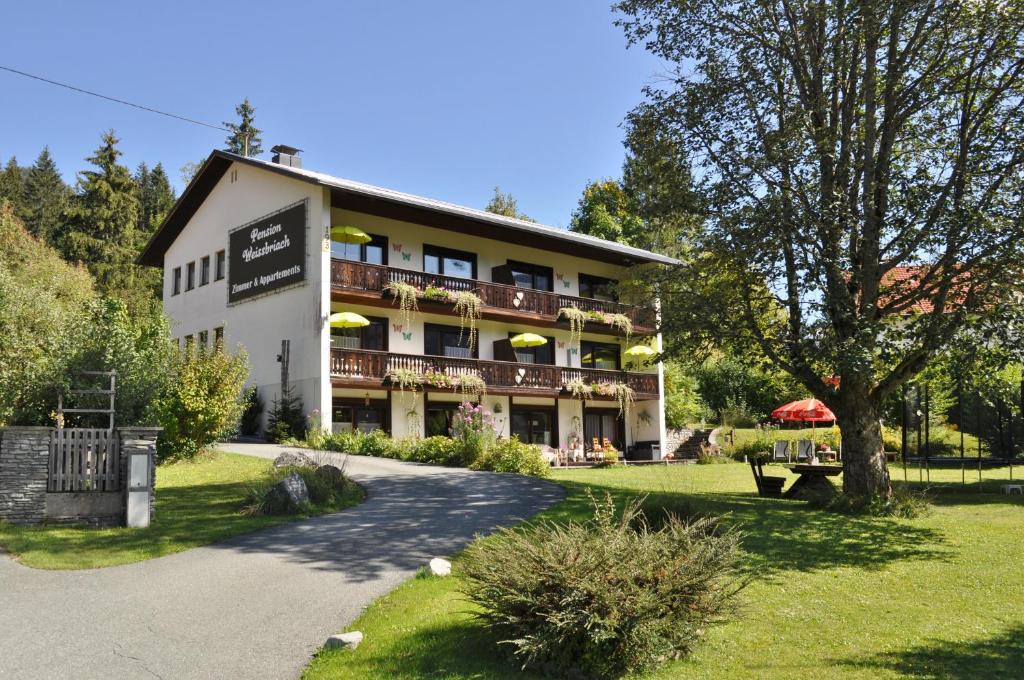 Pension & Apartments Weissbriach - Weißensee