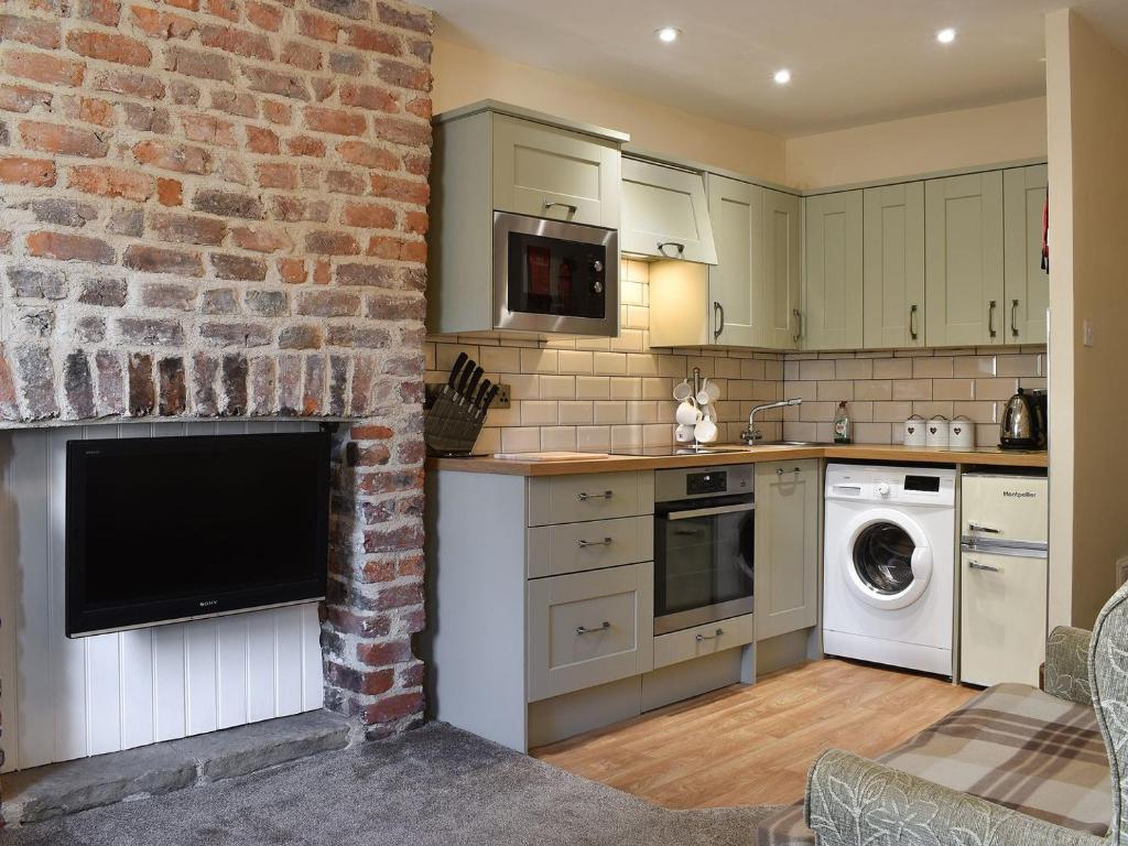 3 Bedroom Accommodation In Whitby - Whitby