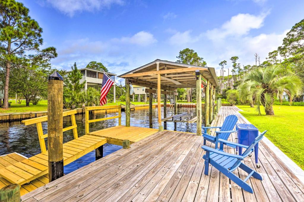Waterfront Home Spectacular On-site Fishing! - Ochlockonee River State Park, Sopchoppy
