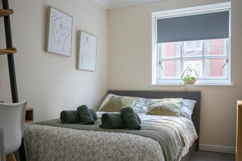 Colchester Holiday Apartment rentals cozycozy