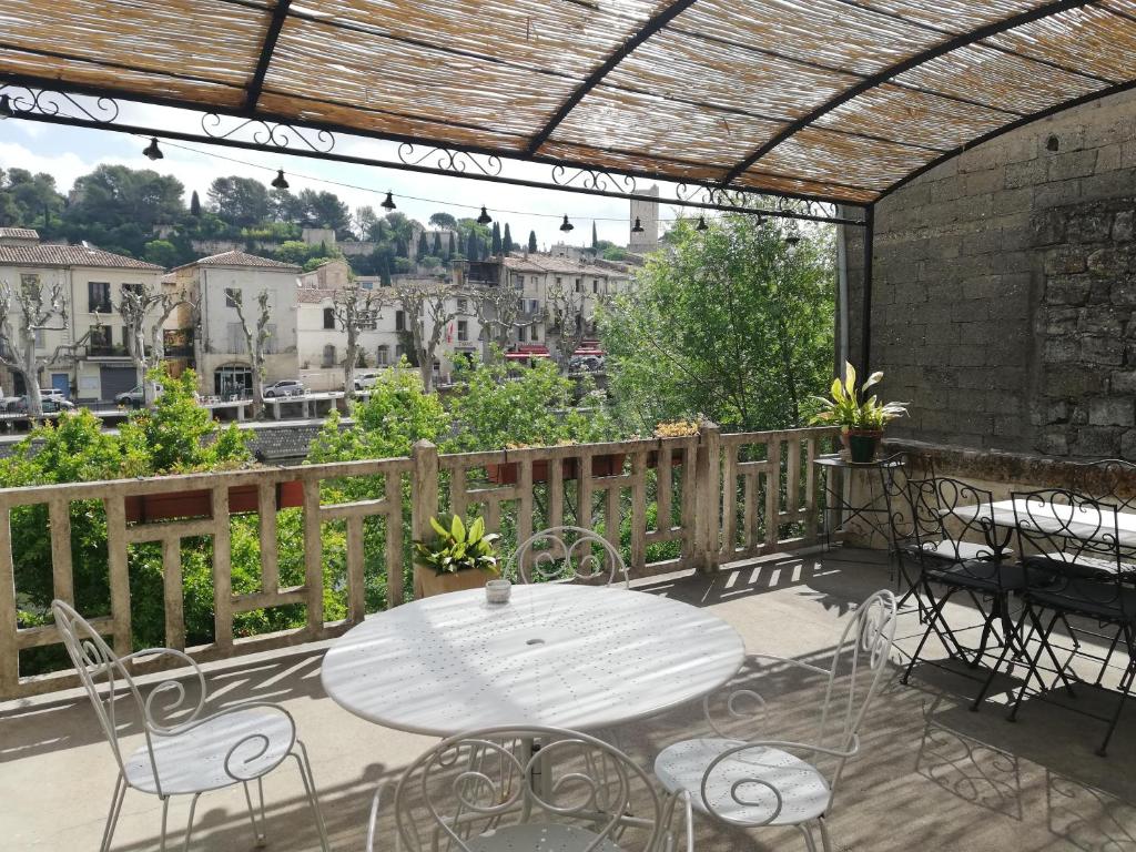 Nice Apartment With View, Garden And Terrace - Sommières
