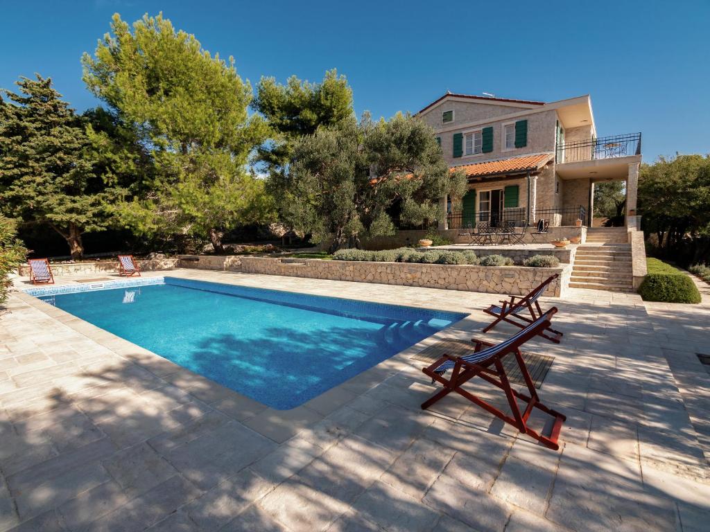 Holiday House With A Swimming Pool Lun, Pag - 18321 - Lun