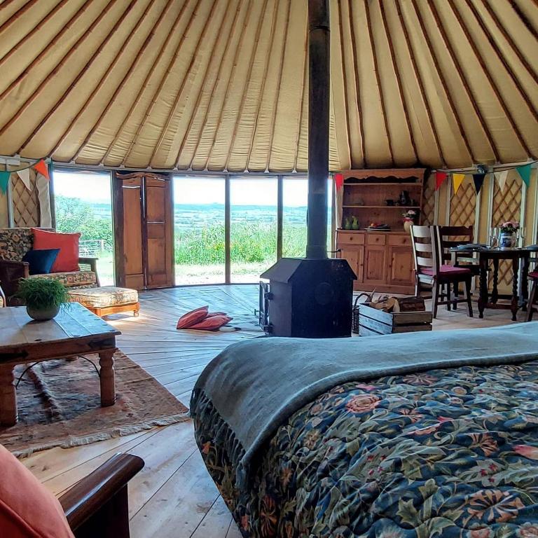 Tor View Glamping, Best View In Somerset! - サマセット
