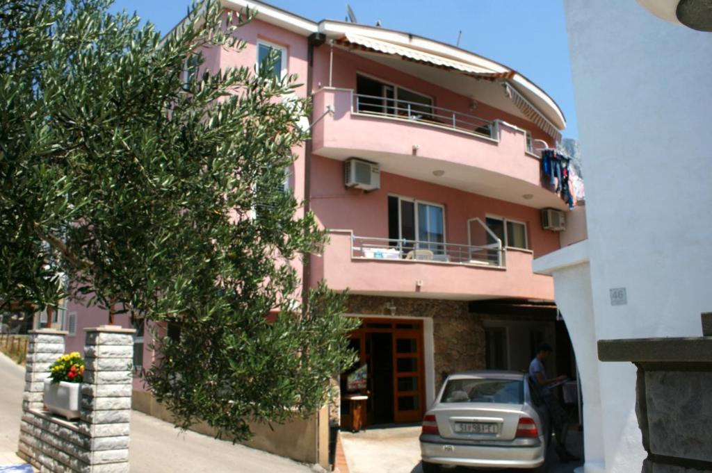 Apartments By The Sea Promajna, Makarska - 2673 - Baška Voda