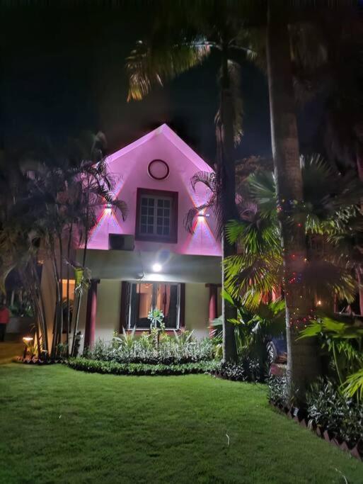 Advani Home Stays - A Step Close To Paradise - Kolkata