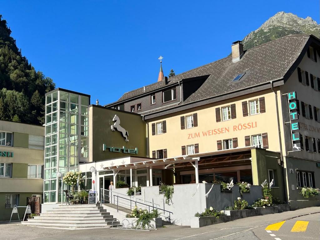 Hotel Weisses Rössli - Andermatt