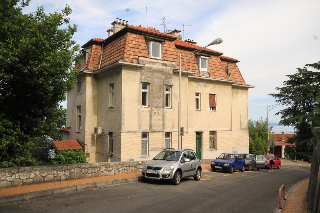 Apartments With A Parking Space Opatija - 7868 - Opatija