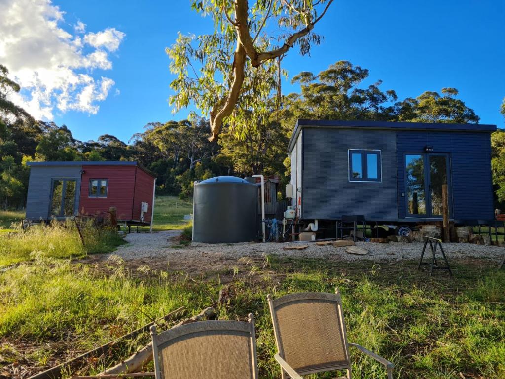 Tribunk + 1bath Tiny Home In Mountains "Bluebird" - Lithgow