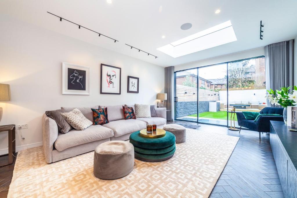 Luxury 3 Bedroom House With Garden Next To Battersea Park - ブレントフォード