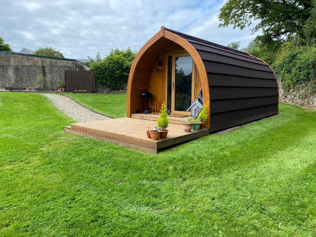Garden Cottage Glamping Pod - Wales