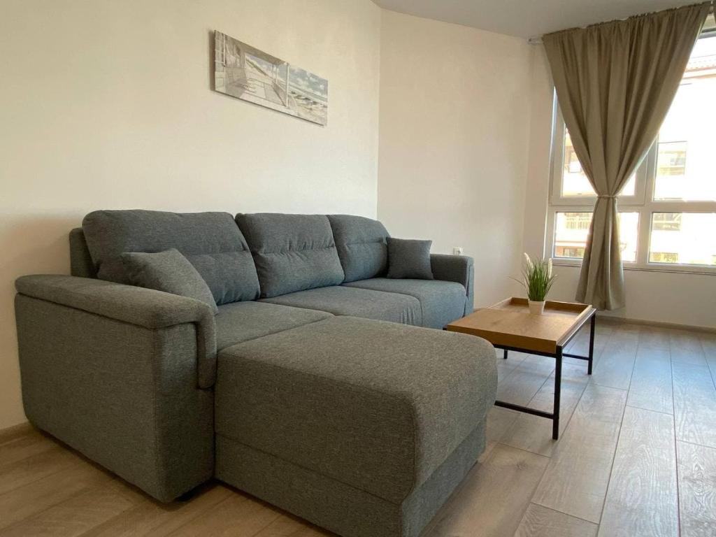 Lovely 1 Bedroom Condo With Sea View, Free Parking - Burgas