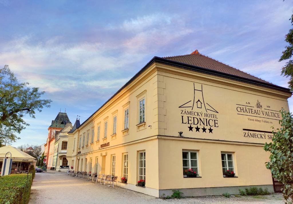 Zamecky Hotel Lednice - Czechia