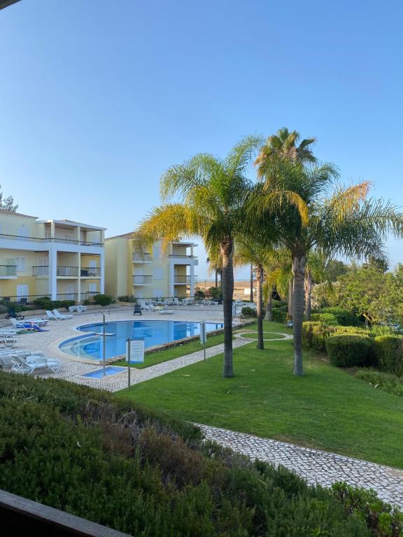 One Bedroom Apartment In Clube Alvor Ria With Beautiful View - Alvor