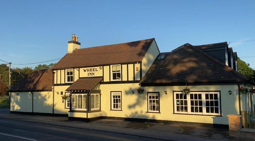 The New Wheel Inn - Lymington