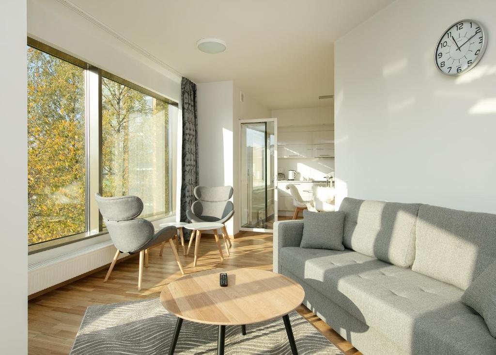 Cozy Lootsi Residence With Sauna And Balcony - Tallinn City Centre - Tallinn