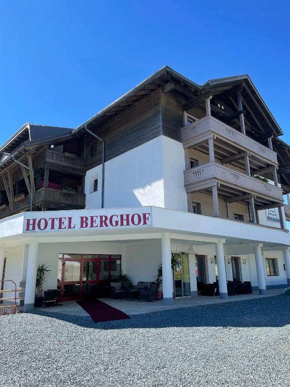 Hotel Berghof - Nassfeld