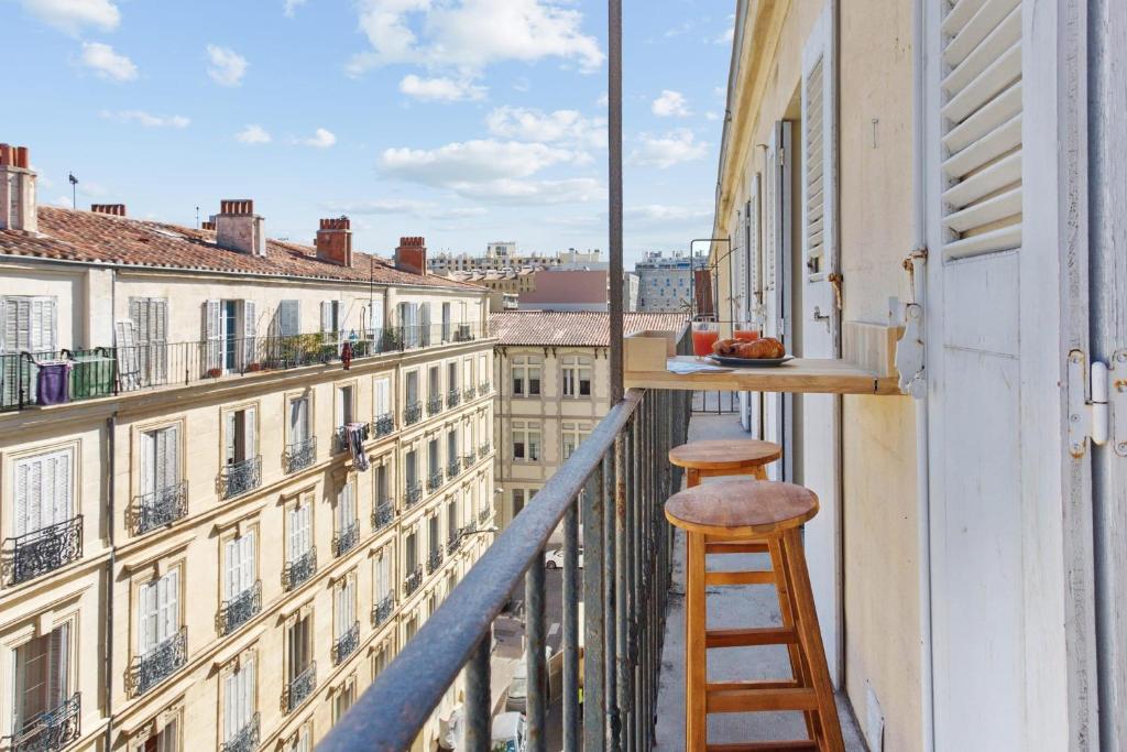 Beautiful Flat With Balcony In Downtown Marseille - Welkeys - Plage des Catalans