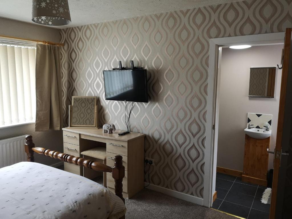 En-suite Bedroom In A Quiet Bungalow - Portmeirion