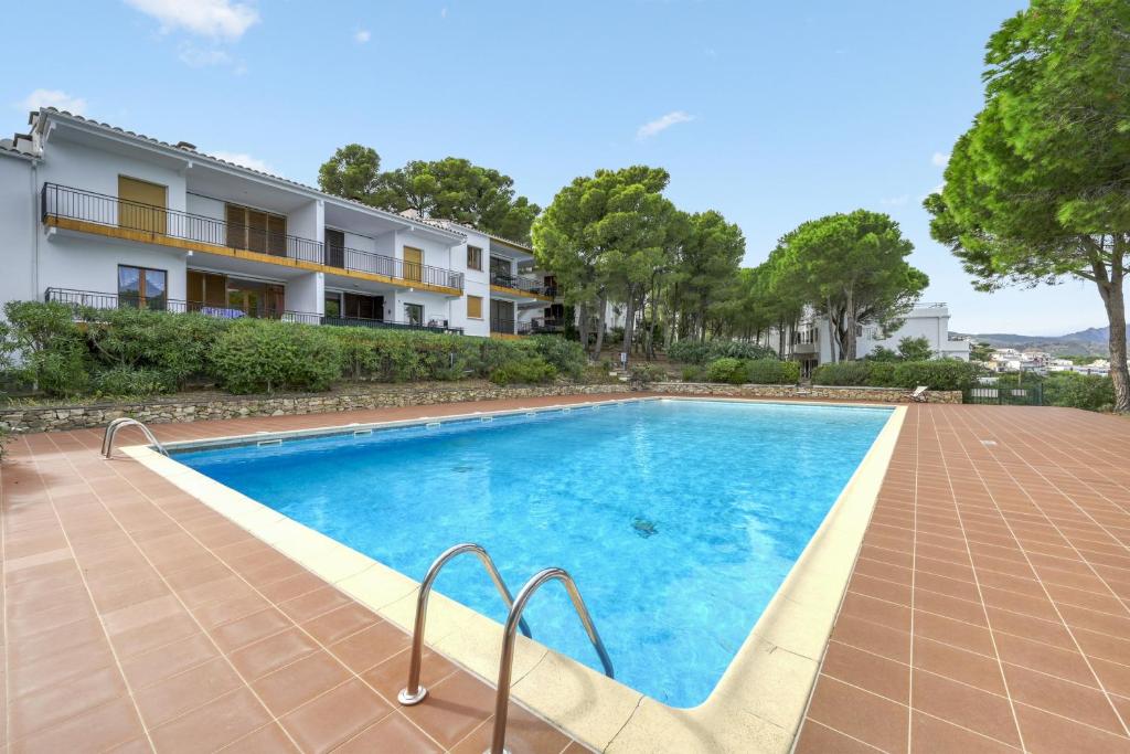One Bedroom Appartement At Llanca 200 M Away From The Beach With Sea View Shared Pool And Furnished Terrace - Llançà