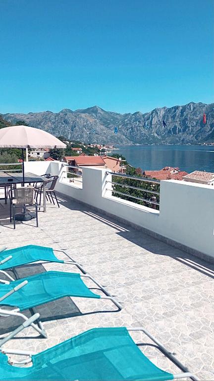 House With Big Terrace And Beautiful Sea View - Kotor