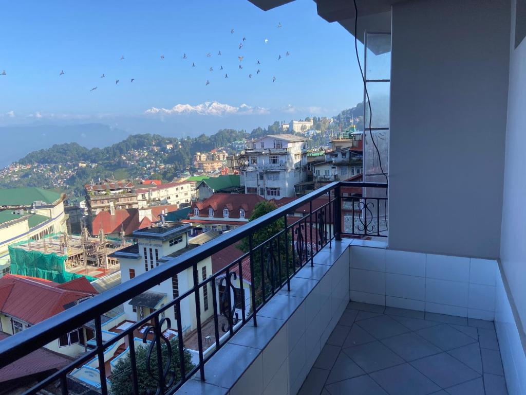 Ki Kiba Dhee 
(A Penthouse Apartment) - Darjeeling