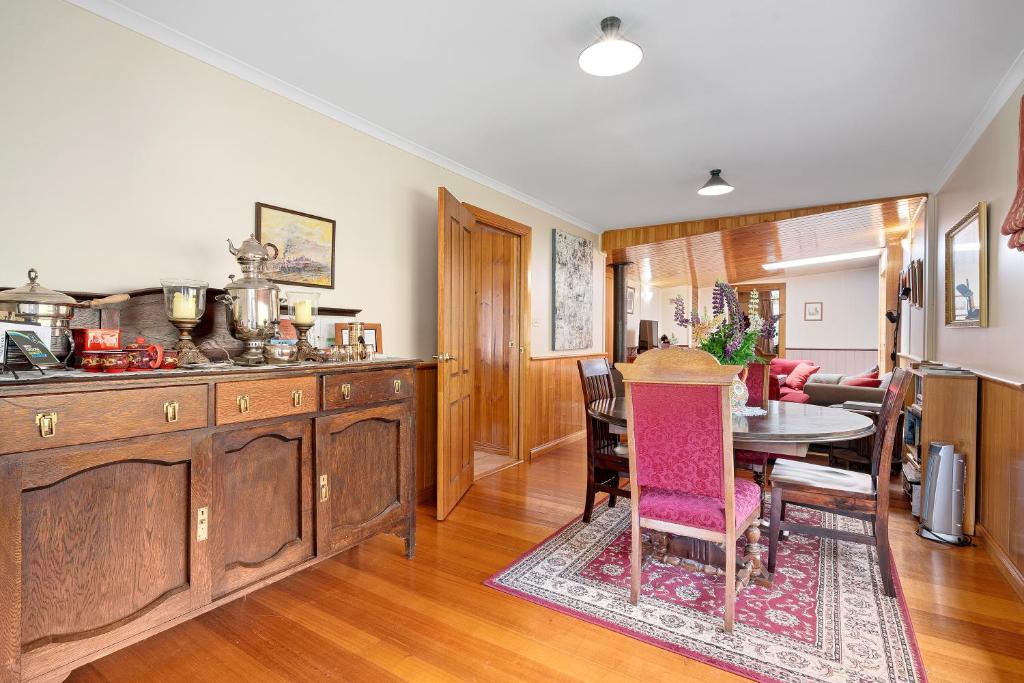 The Queen Suite - Hamlet Downs Country Accom - Mount Field National Park