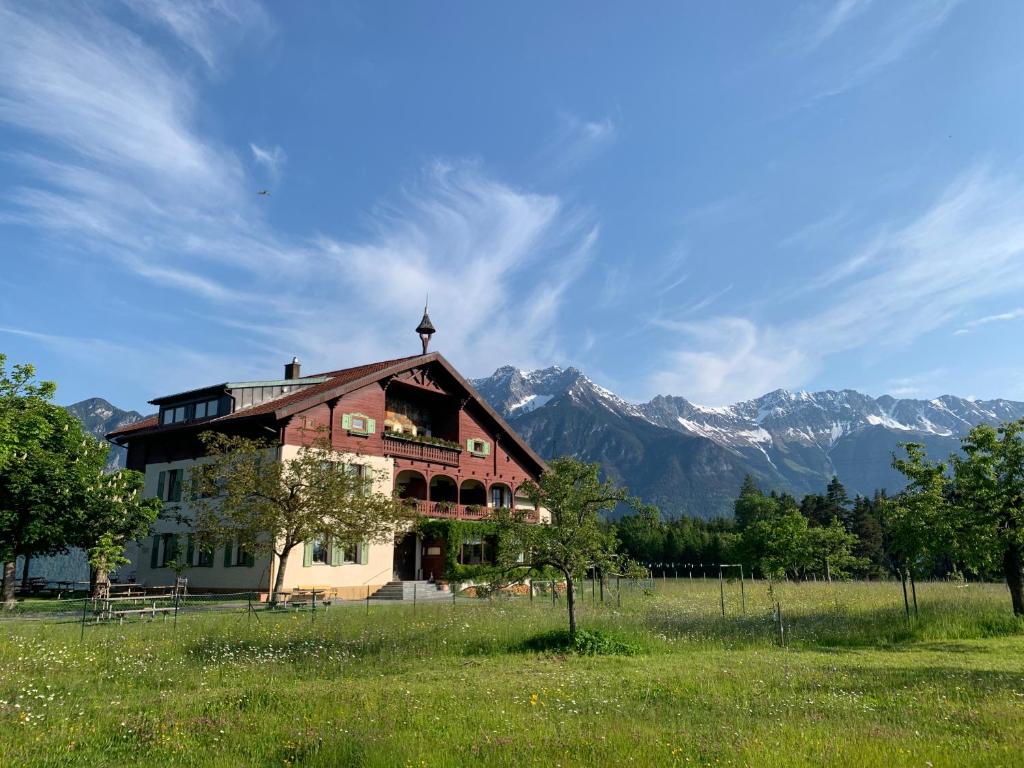 Landhotel Gasthof Eichhof - Innsbruck