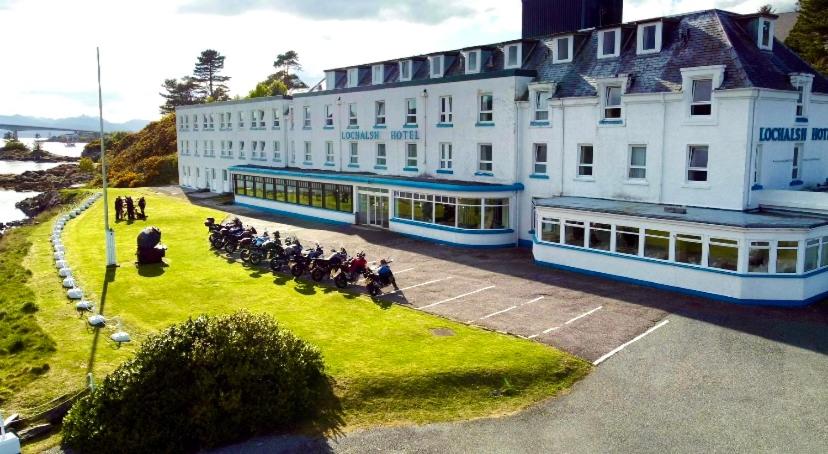Lochalsh Hotel With Views Doors Open At 4pm - Plockton