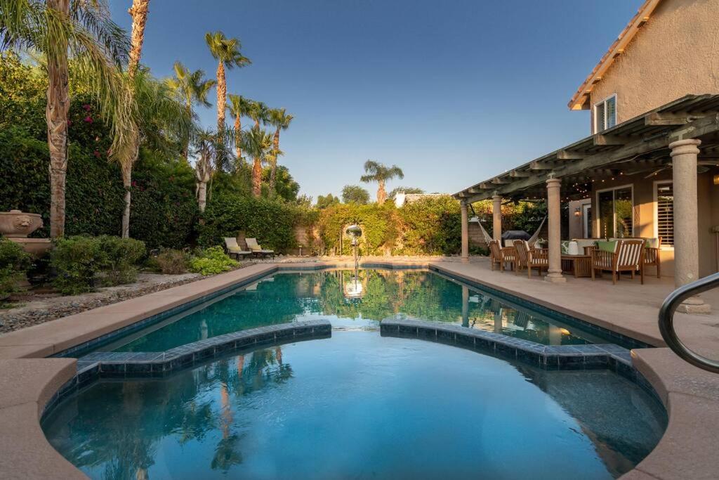 Sunset Disco: Large Pool/spa @ Lush Family Retreat - Agua Caliente Resort Casino Spa Rancho Mirage