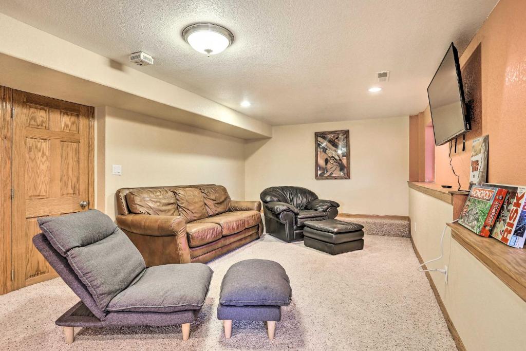 Lead Apartment About 5 Mi To Terry Peak Skiing! - Lead, SD