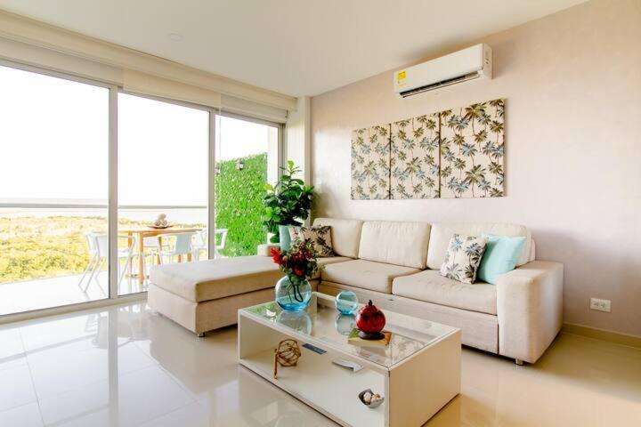 Hermoso apartamento con todas las comodidades a 50 metros de la playa. Edificio Morros Epic sector de la Boquilla - Cartagena
