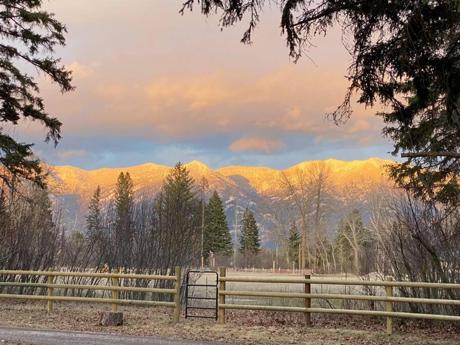 Swan Mountain View-private Basement Suite/10 Acres - Kalispell