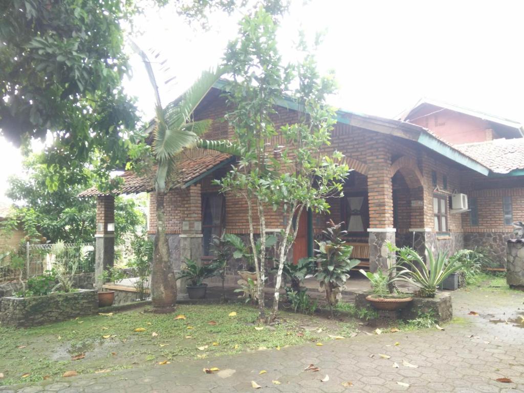 Villa Bata Merah Subang - Subang