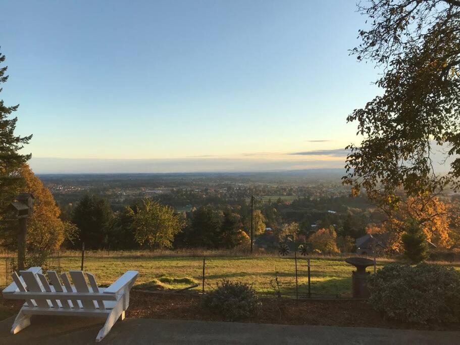Spectacular Valley View In Wine Country - Tigard, OR