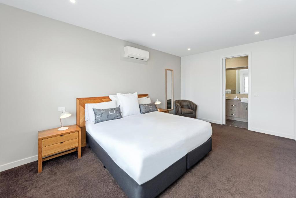Fawkner Executive Suites & Serviced Apartments - Victoria, Australia