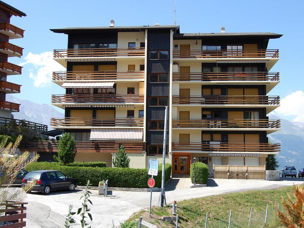 Apartment Les Arolles A1 By Interhome - Nendaz