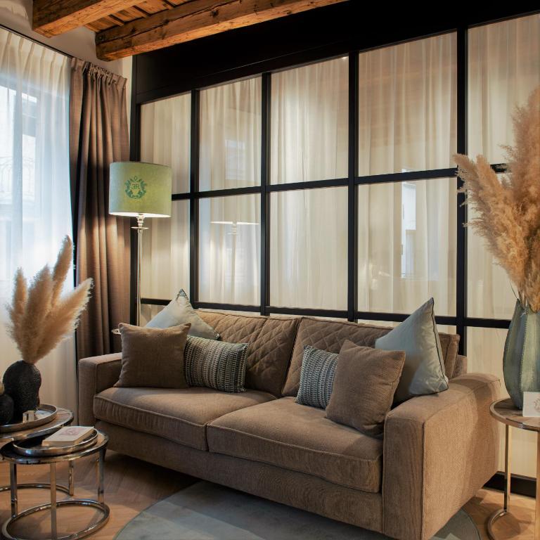 Elegance Room - Aparta & Suite - Automatized Apartment - Bassano del Grappa
